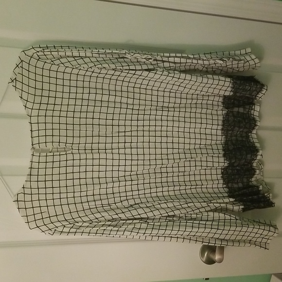 Black and white checkered shirt by Reitmans sz xl - Picture 2 of 4